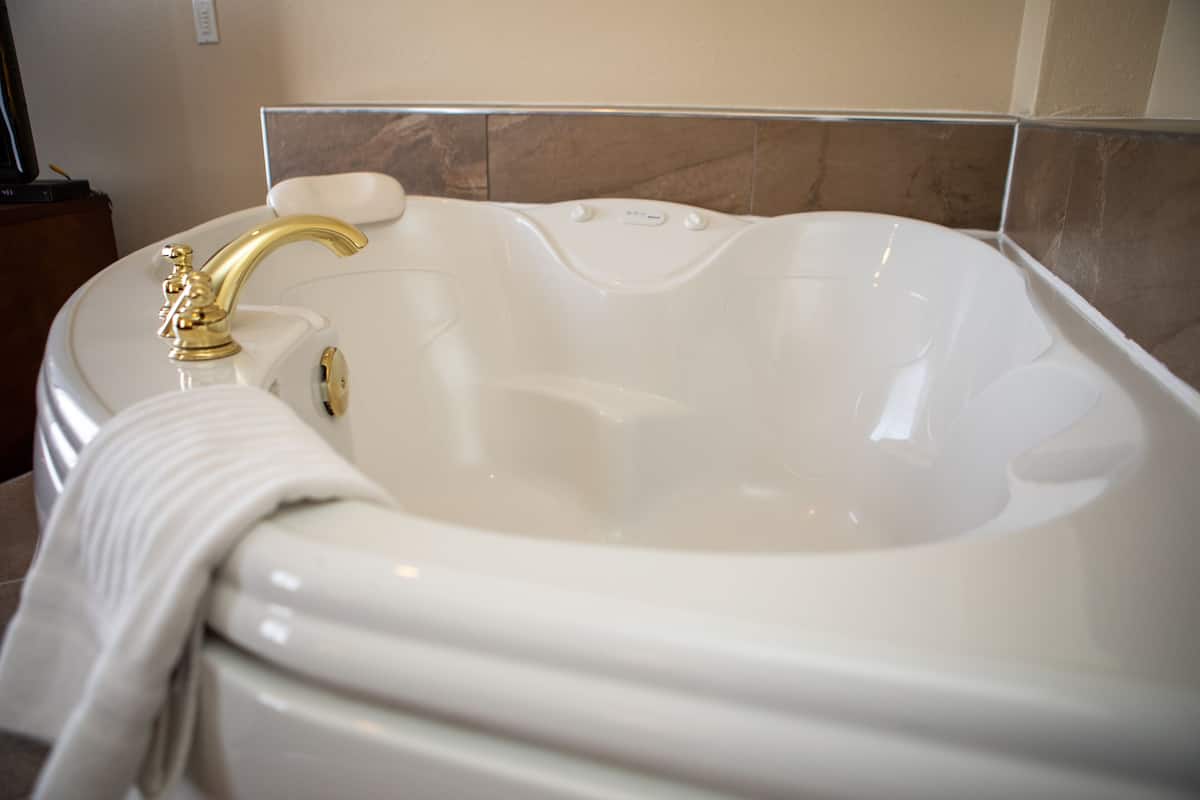 desk, blackout curtains, iron/ironing board, free wifi