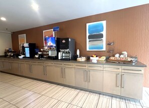 Desayuno continental incluido todos los días