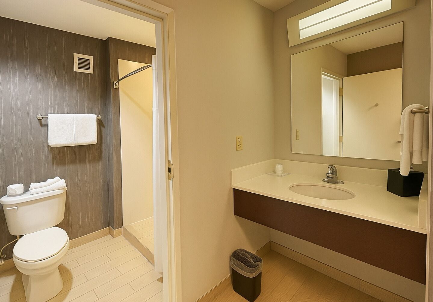 room, 1 king bed | bathroom | eco-friendly toiletries, hair dryer, towels, soap