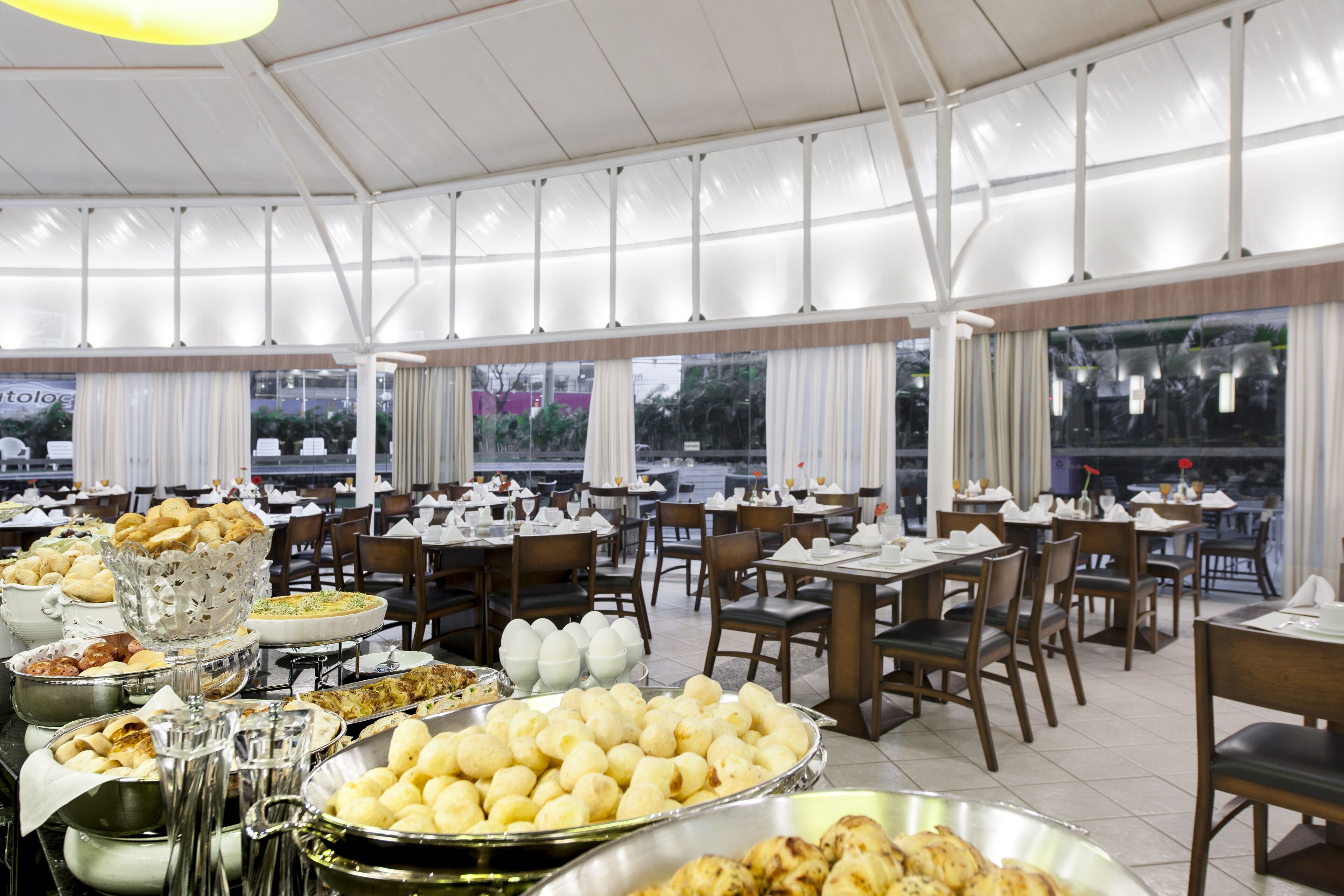 Dagelijks ontbijtbuffet inbegrepen