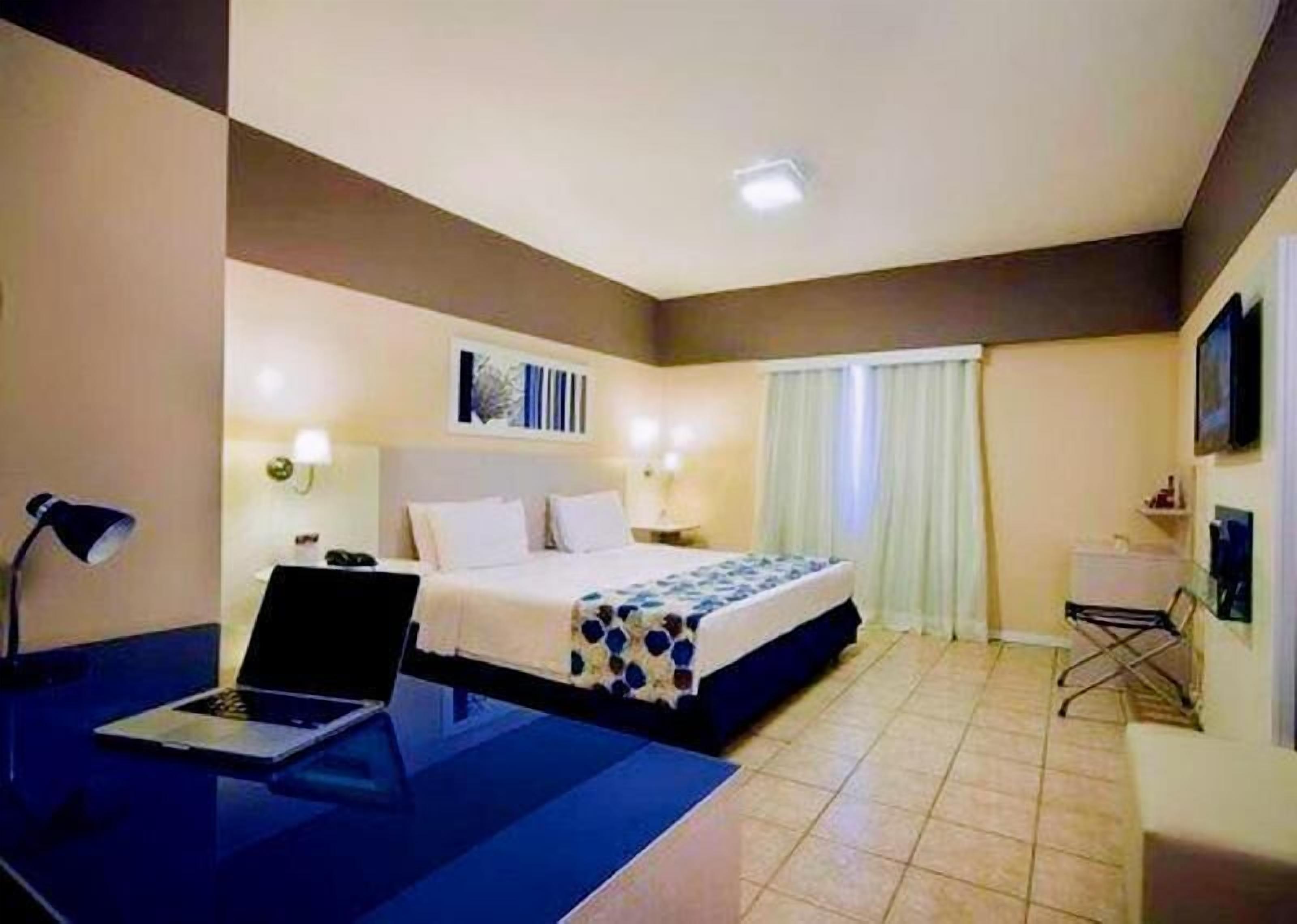 Minibar, in-room safe, desk, laptop workspace