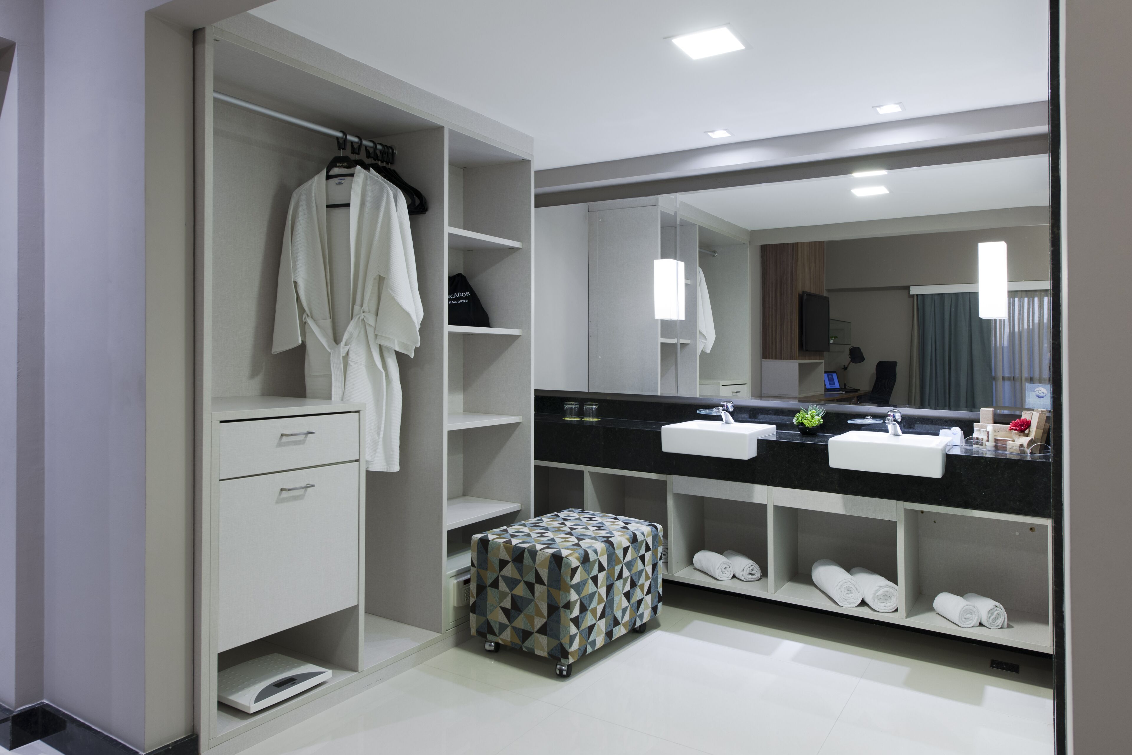 presidential suite, city view, executive level | bathroom | shower, designer toiletries, hair dryer, towels