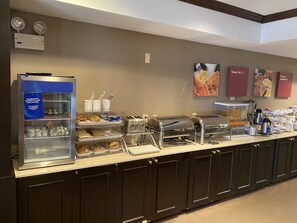 Free daily buffet breakfast 