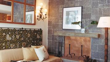 Egyptian cotton sheets, hypo-allergenic bedding, down comforters