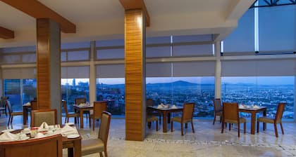 Holiday Inn Queretaro Zona Diamante by IHG