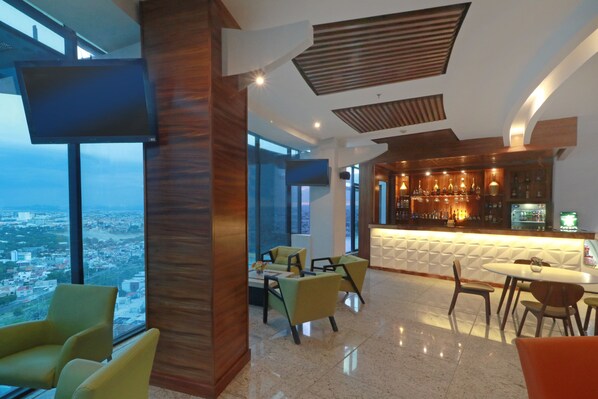 Bar (en el alojamiento)