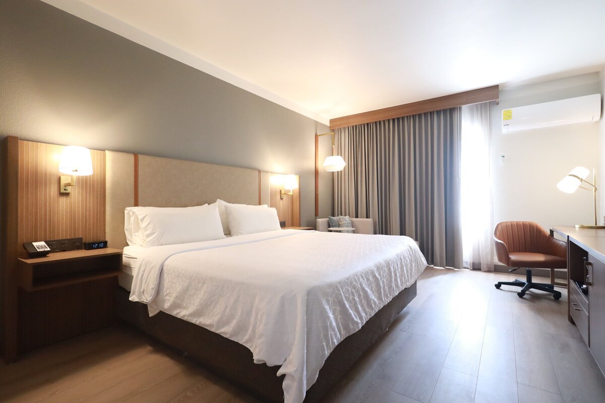 In-room safe, desk, laptop workspace, iron/ironing board