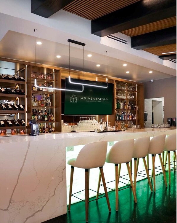 Bar (in der Unterkunft)