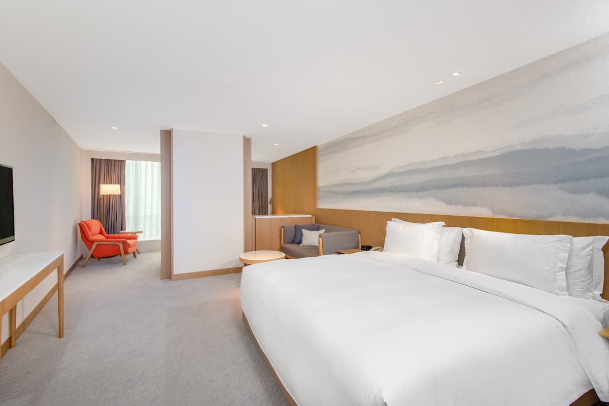 1 Schlafzimmer, Minibar, Zimmersafe, Schreibtisch