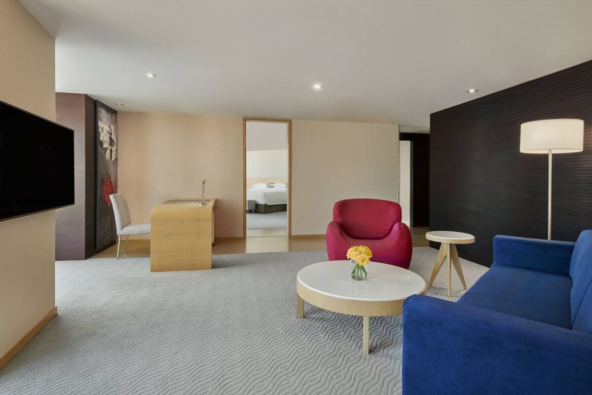 Suite, 1 camera da letto, vista mare (Living Area) | Servizio della camera