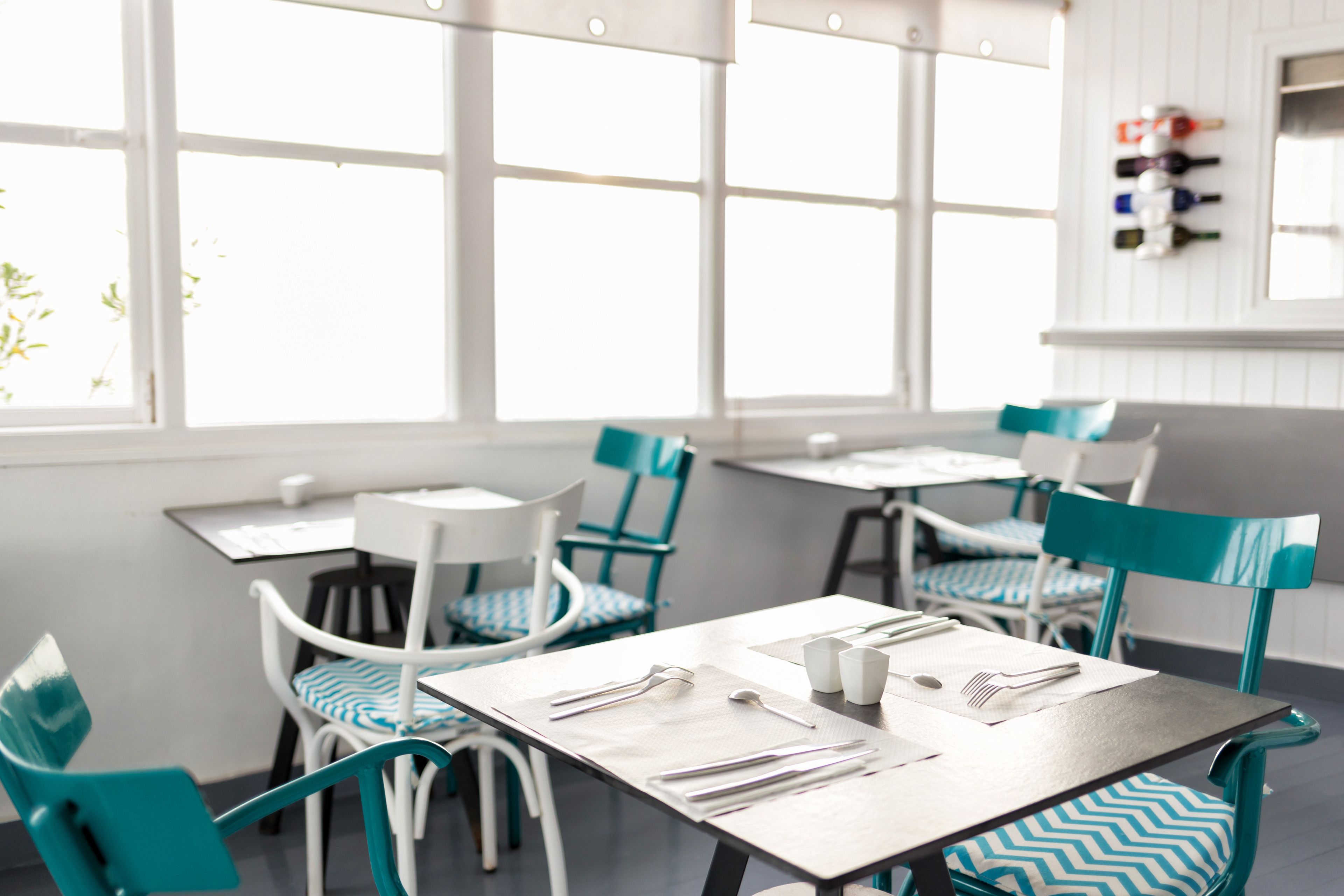 free daily cooked-to-order breakfast