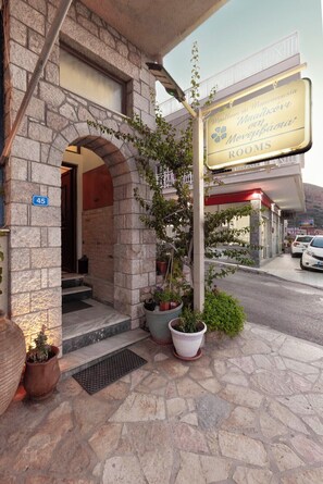 Entrada de la propiedad