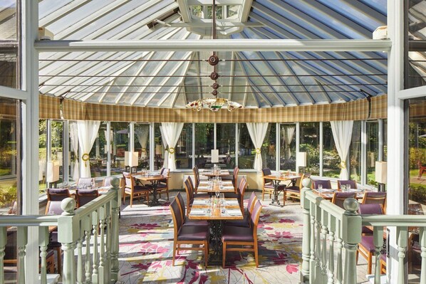 Se sirven desayunos, almuerzos, cenas y cocina local