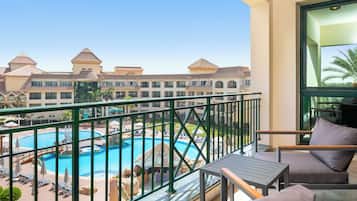 Deluxe Suite, 1 King Bed | Egyptian cotton sheets, premium bedding, minibar, in-room safe