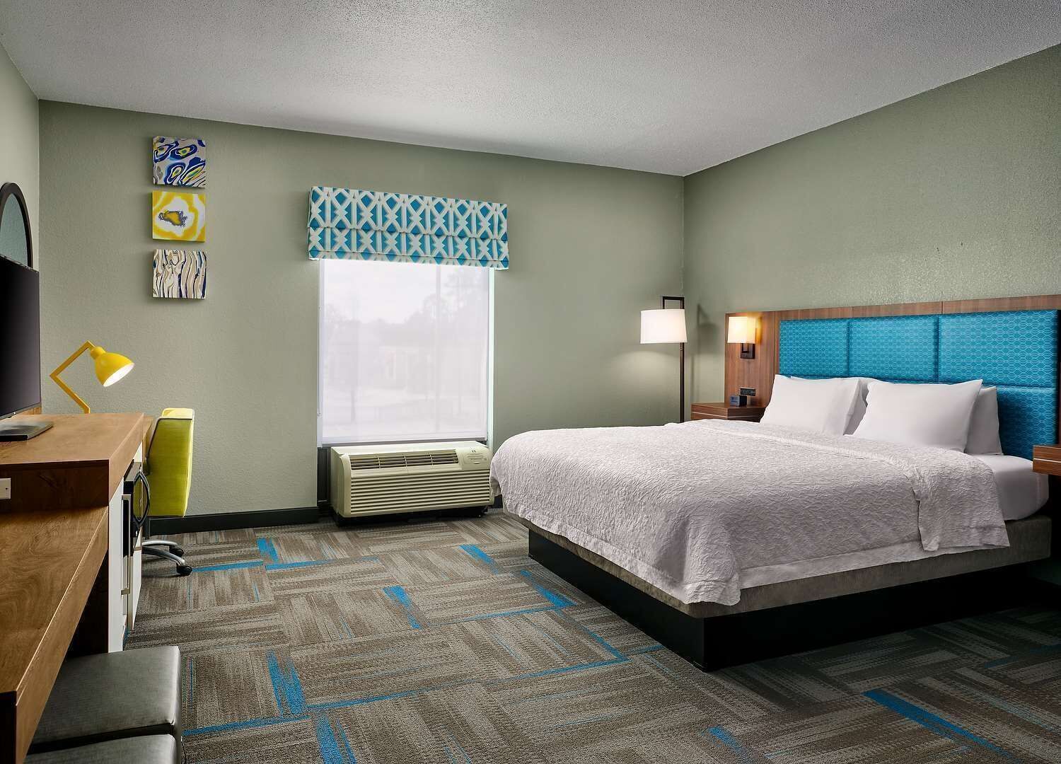 In-room safe, iron/ironing board, free WiFi, bed sheets