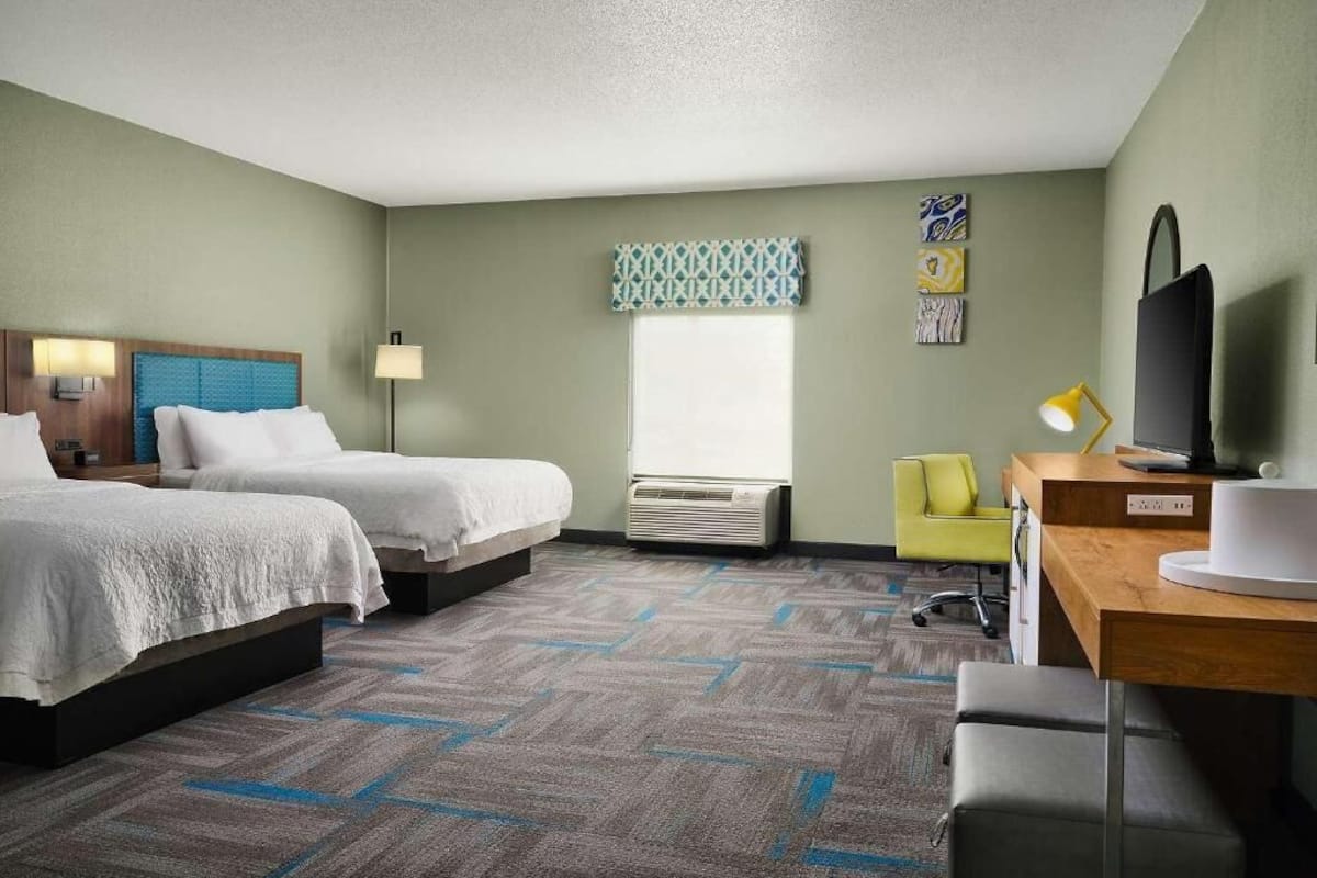 In-room safe, iron/ironing board, free WiFi, bed sheets