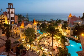 Quang cảnh nhìn từ nơi lưu trú