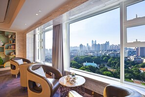 3 间酒吧/酒廊、小酒馆