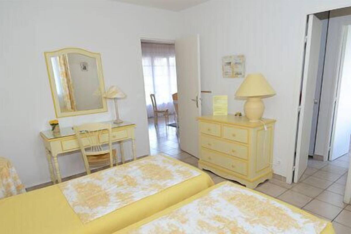 superior suite, terrace | minibar, in-room safe, individually decorated, individually furnished