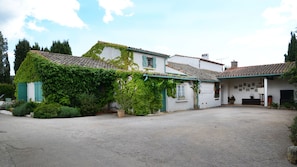 Front of property - Le Relais du Val d'Orbieu (Ornaisons)