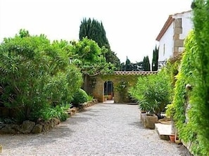 Entrée de l’hébergement