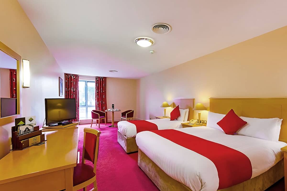 in-room safe, desk, iron/ironing board, free wifi