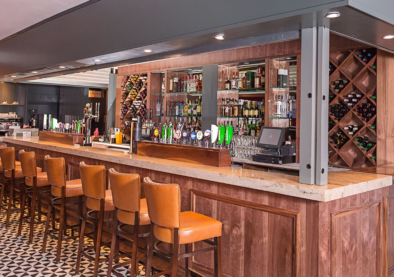 Photo - Great National South Court Hotel