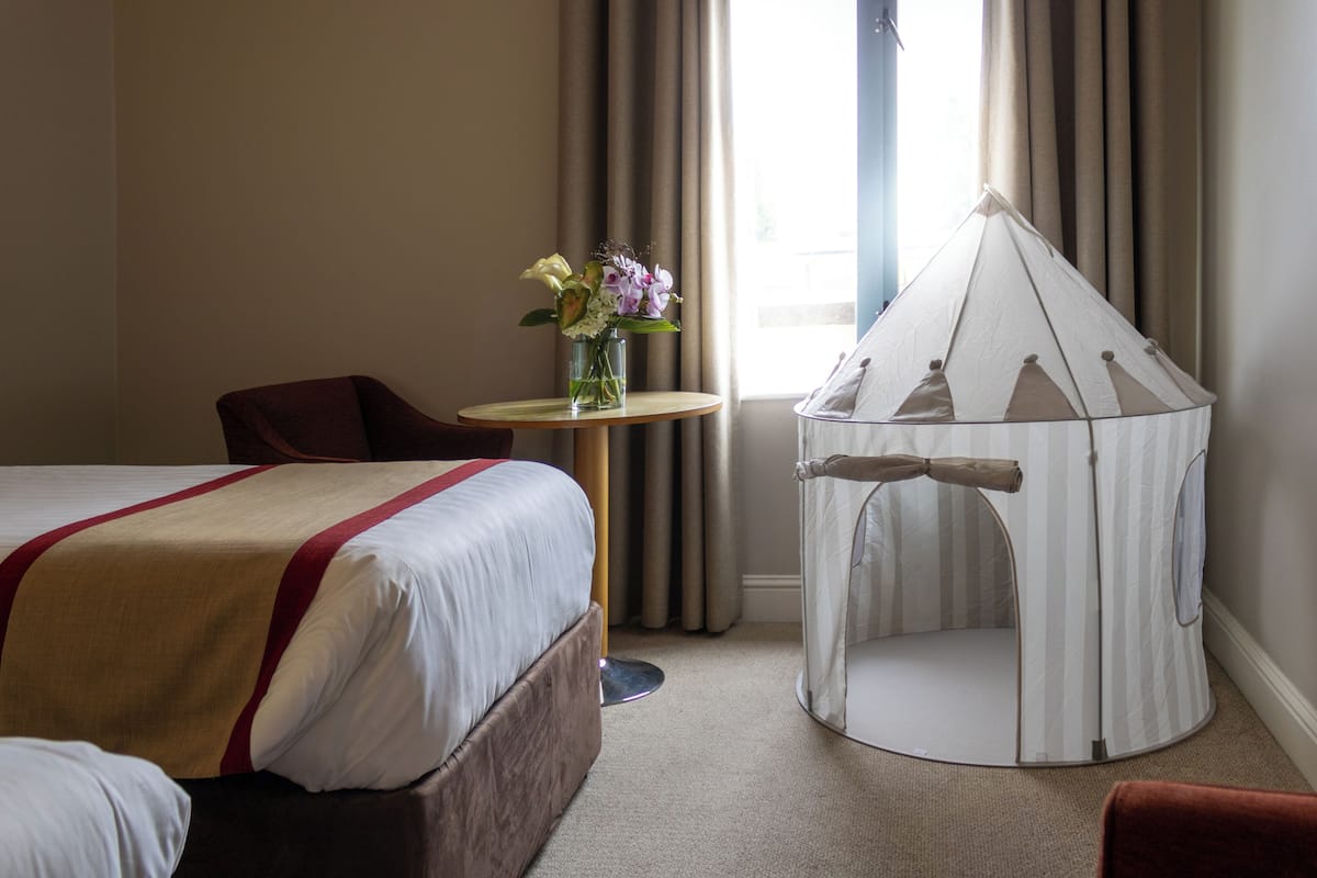 Family Room | In-room safe, desk, iron/ironing board, free WiFi