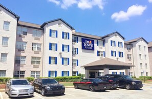 Front of property - InTown Suites Extended Stay Atlanta GA - Marietta Roswell Rd (Marietta)