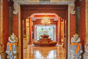 Entrada de la propiedad