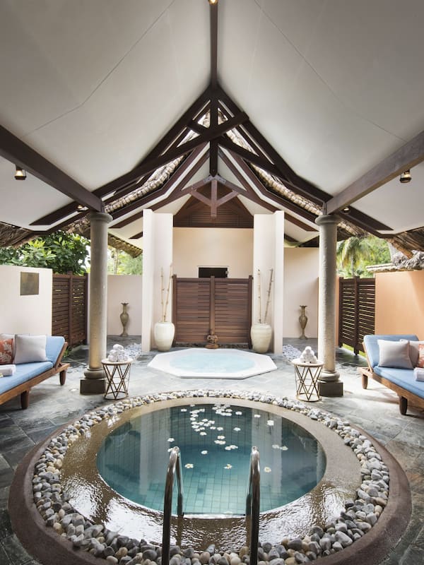 Body treatments, body wraps, body scrubs, facials, 6 treatment rooms