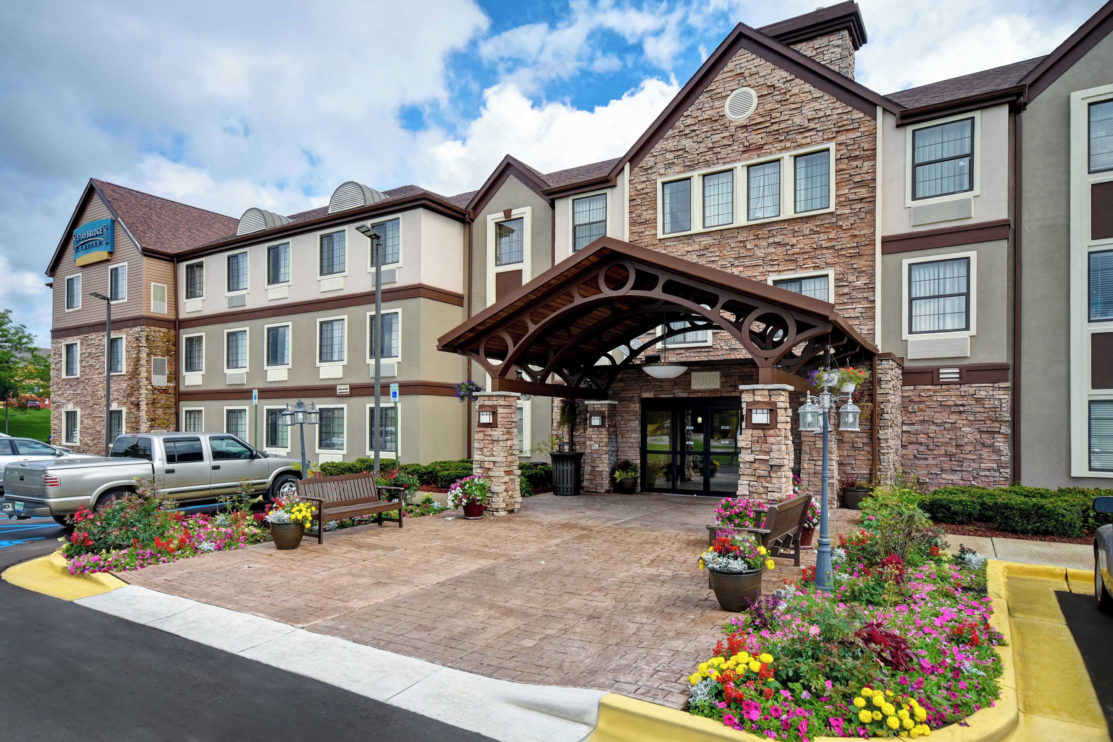 Photo - Staybridge Suites Grand Rapids-Kentwood by IHG