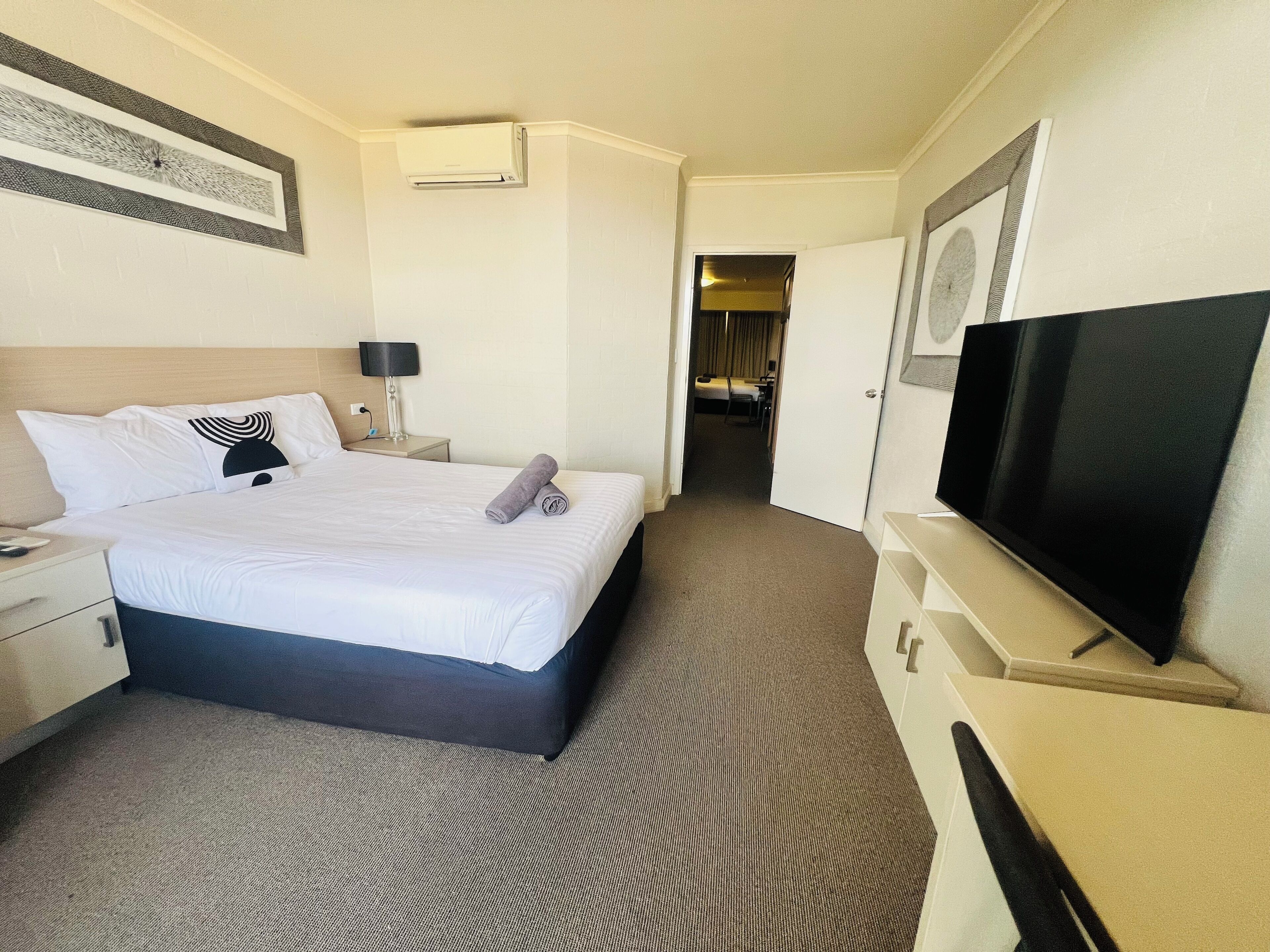 Family Triple Room | Desk, laptop workspace, blackout drapes, iron/ironing board