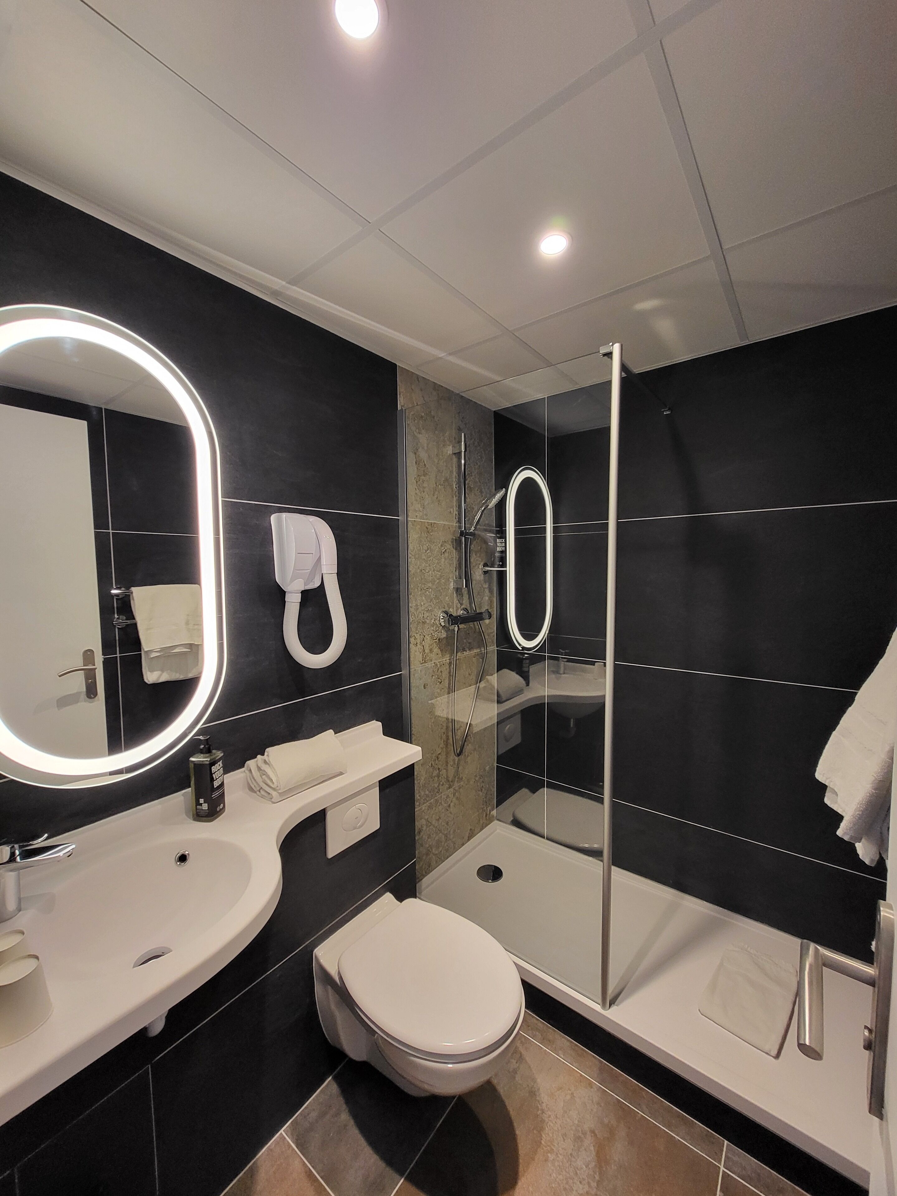 Foto - Accueil Hôtel Paris Pigalle Montmartre