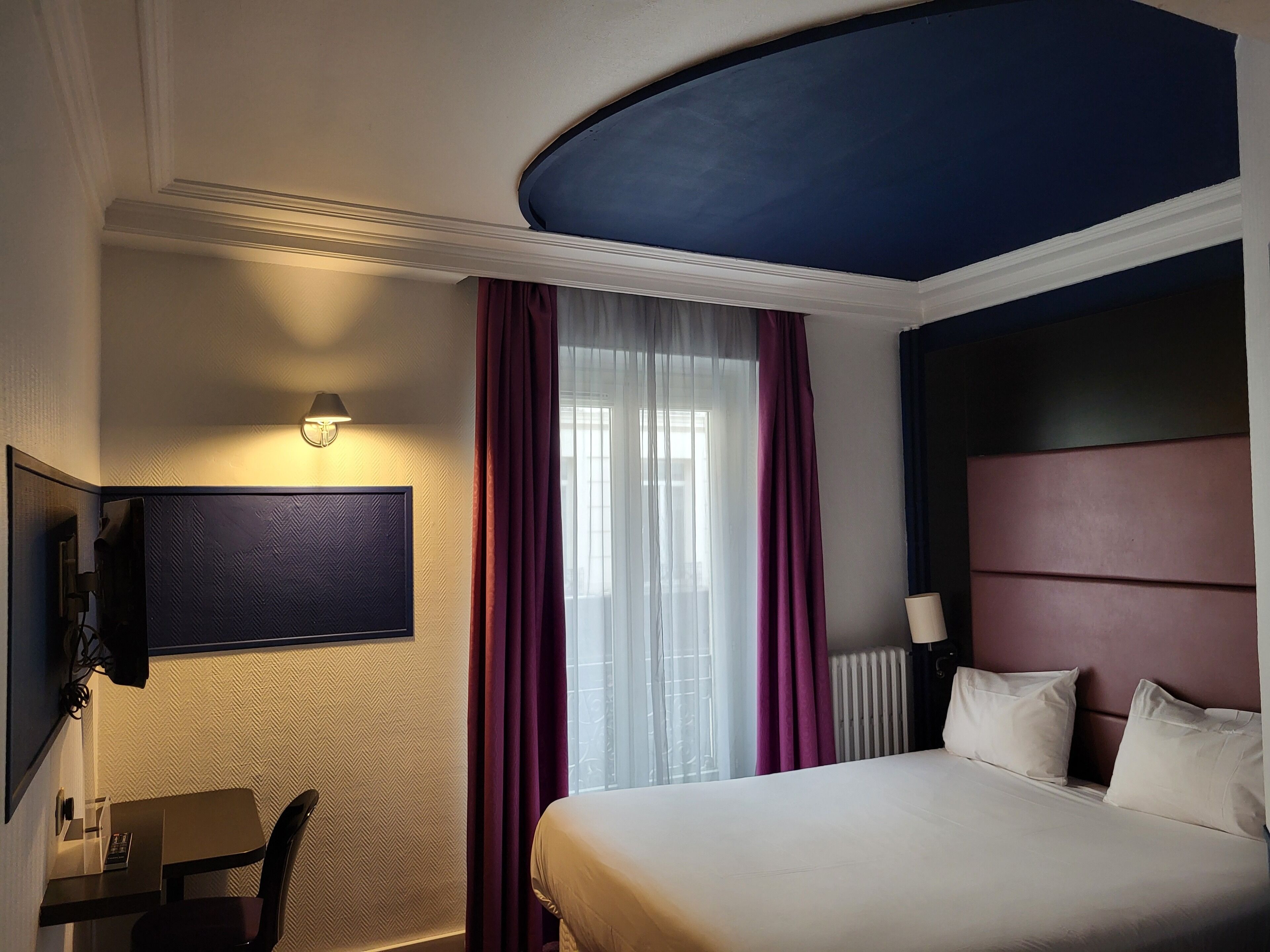 Room, Mobility Accessible | Premium bedding, desk, laptop workspace, soundproofing