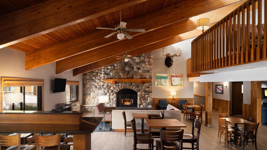 AmericInn by Wyndham Tofte Near Lake Superior