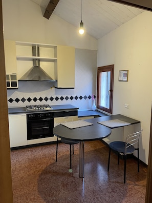 Standard-Apartment | Eigene Küche