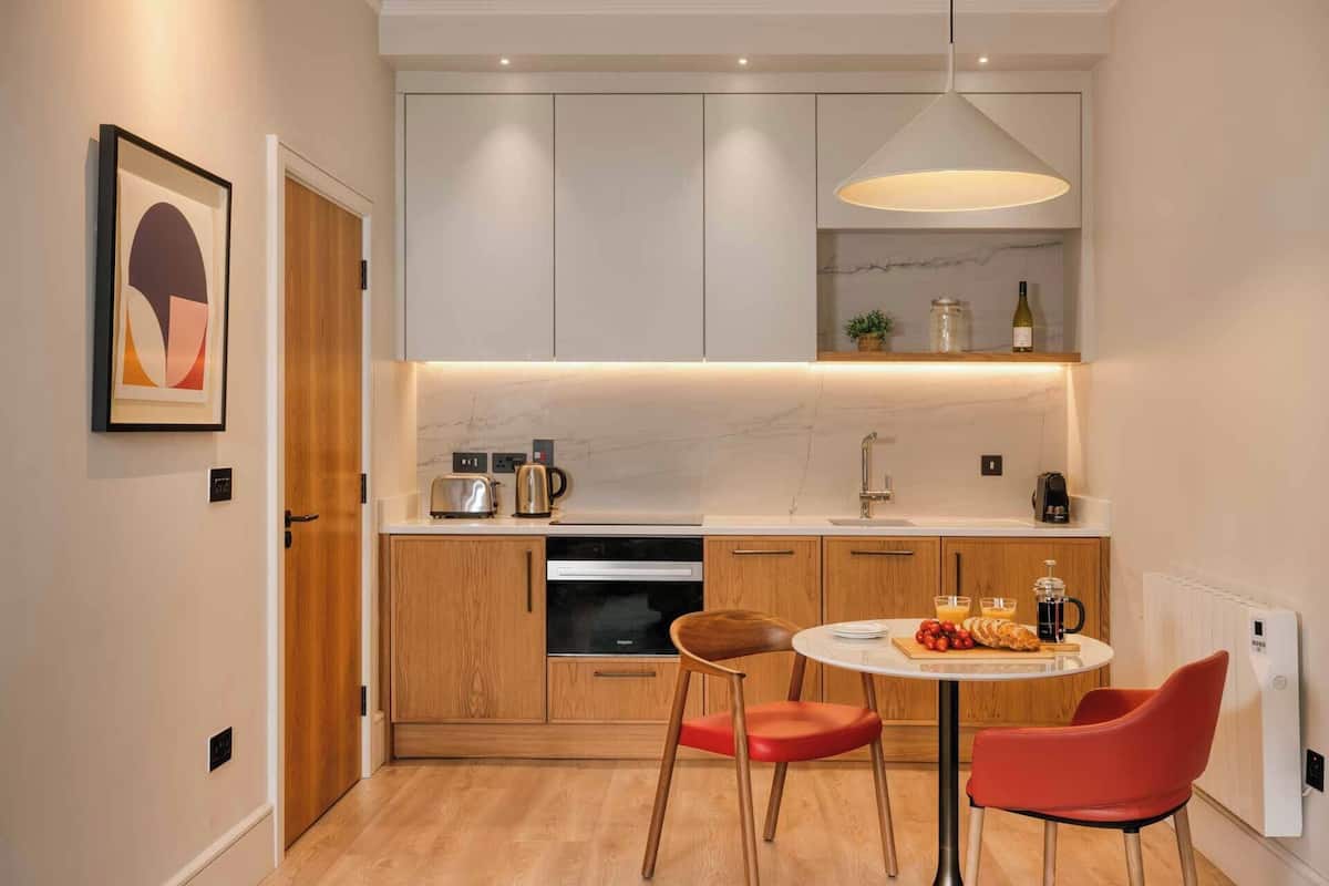 One Bed Apartment | Living area | 40-inch flat-screen TV with satellite channels, plasma TV