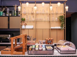 Bar (on property) - Mercure Nantes Centre Passage Pommeraye (Nantes)