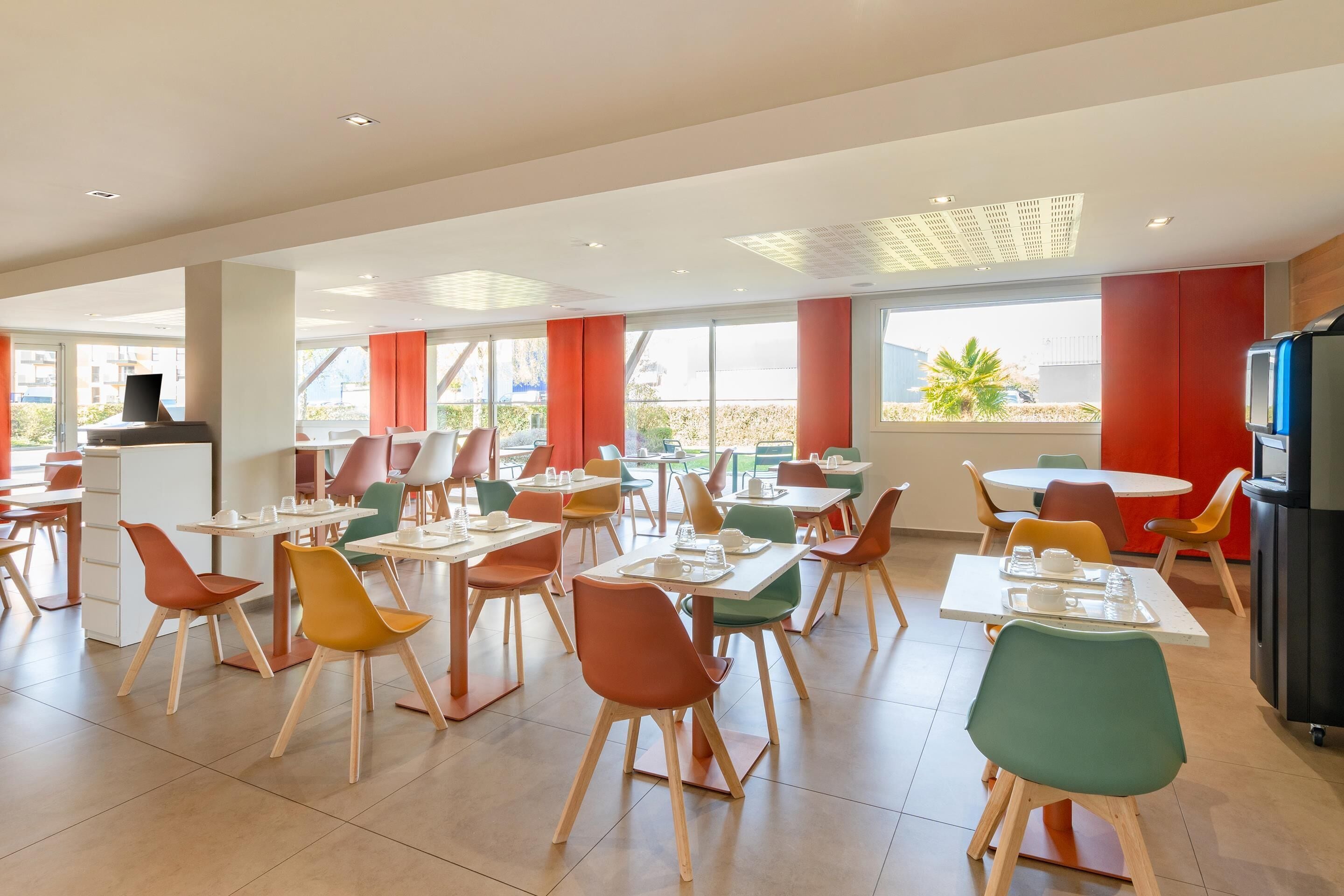 Desayuno buffet todos los días (con cargo)