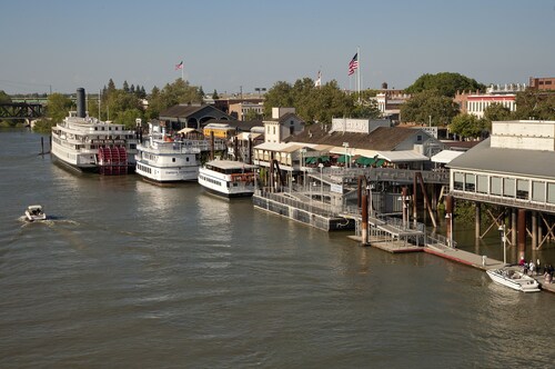 Embassy Suites by Hilton Sacramento Riverfront Promenade