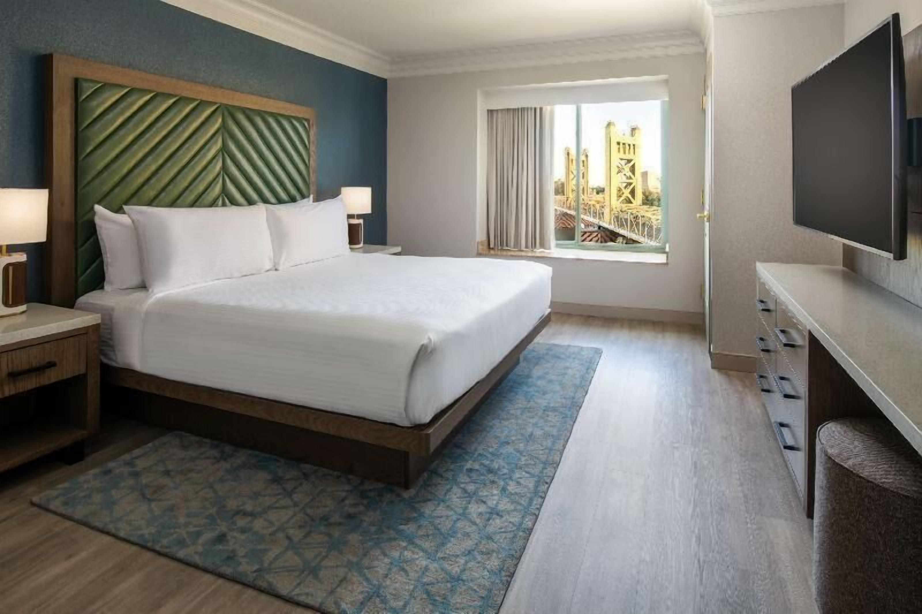 1 bedroom, premium bedding, pillow-top beds, in-room safe