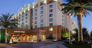 Exterior - Embassy Suites by Hilton Sacramento Riverfront Promenade (Sacramento)