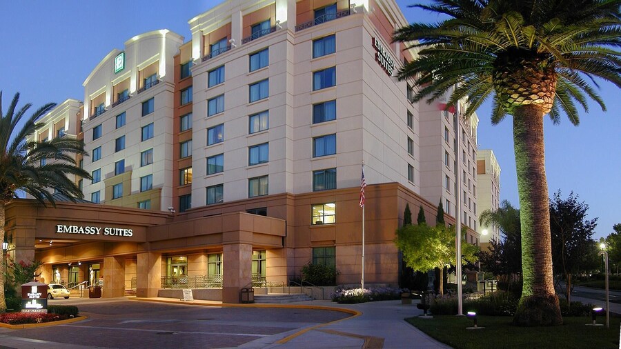 Embassy Suites by Hilton Sacramento Riverfront Promenade