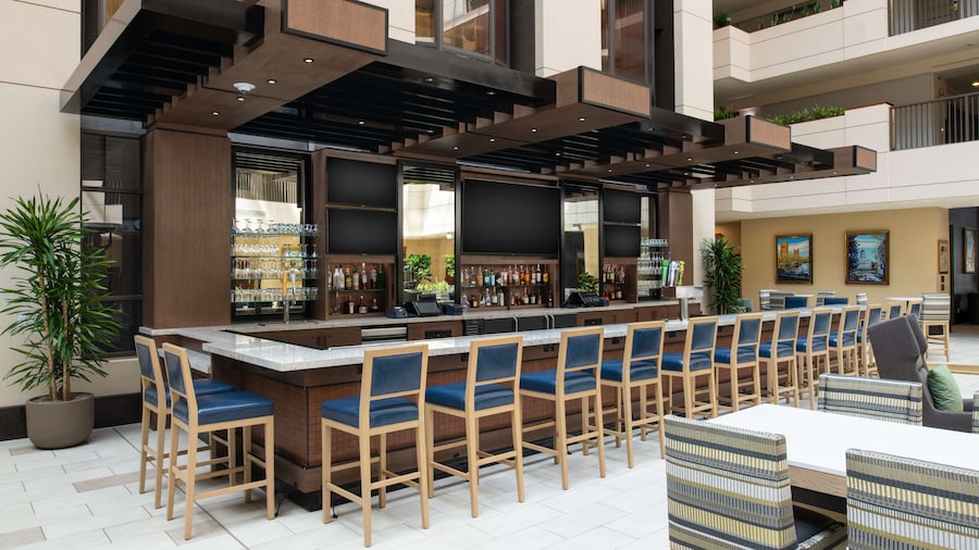 Embassy Suites by Hilton Sacramento Riverfront Promenade