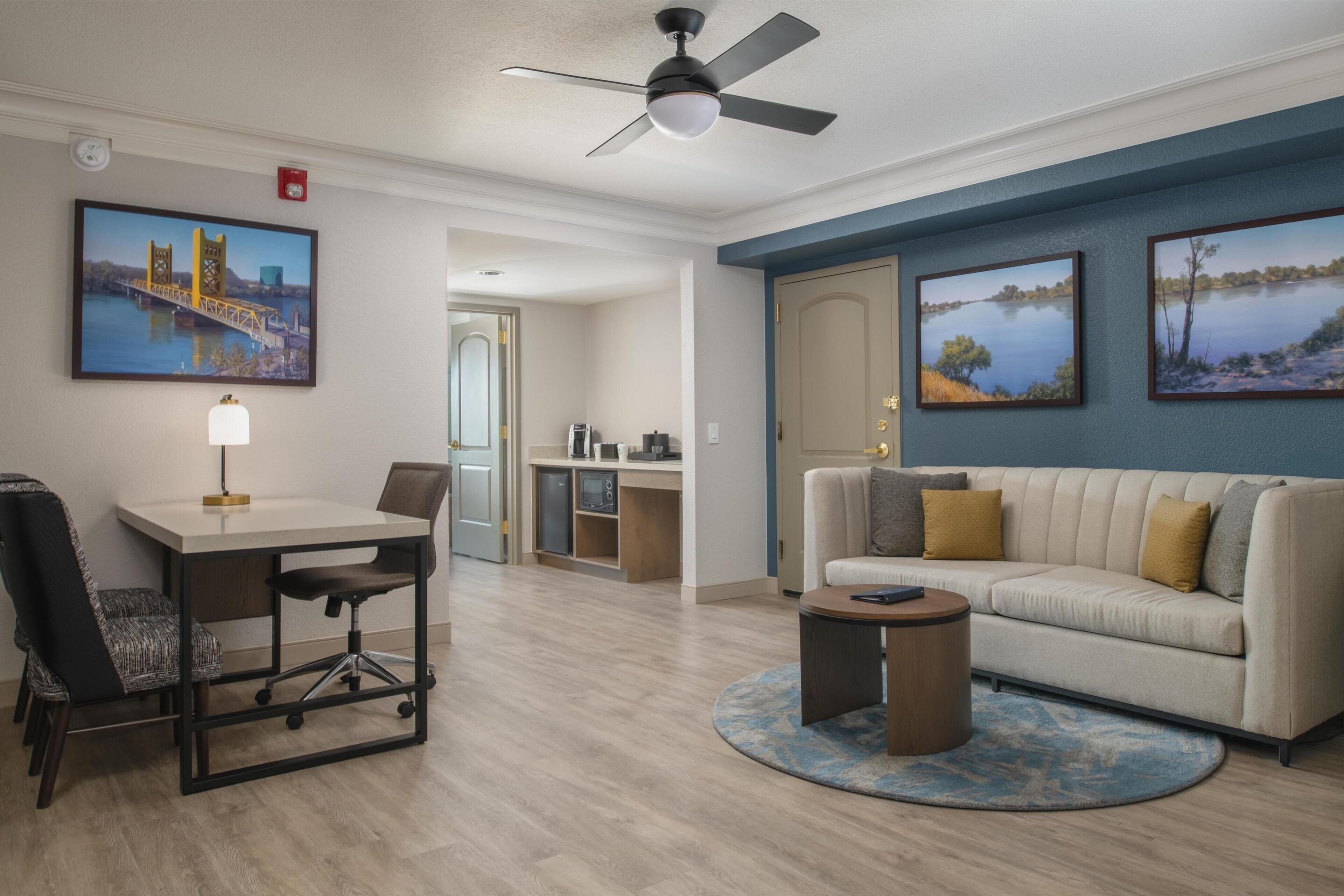 1 bedroom, premium bedding, pillow-top beds, in-room safe