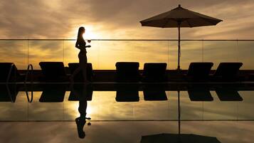 2 outdoor pools, pool umbrellas, sun loungers