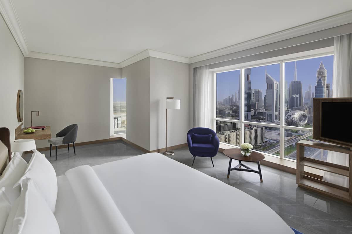 Fairmont King, Chambre, 1 trÚs grand lit, non-fumeurs | 1 chambre, literie de qualité supérieure, minibar