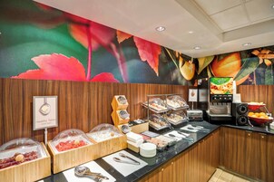Desayuno buffet incluido todos los días 