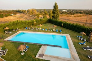 Seasonal outdoor pool - Hotel dos Zimbros (Sesimbra)